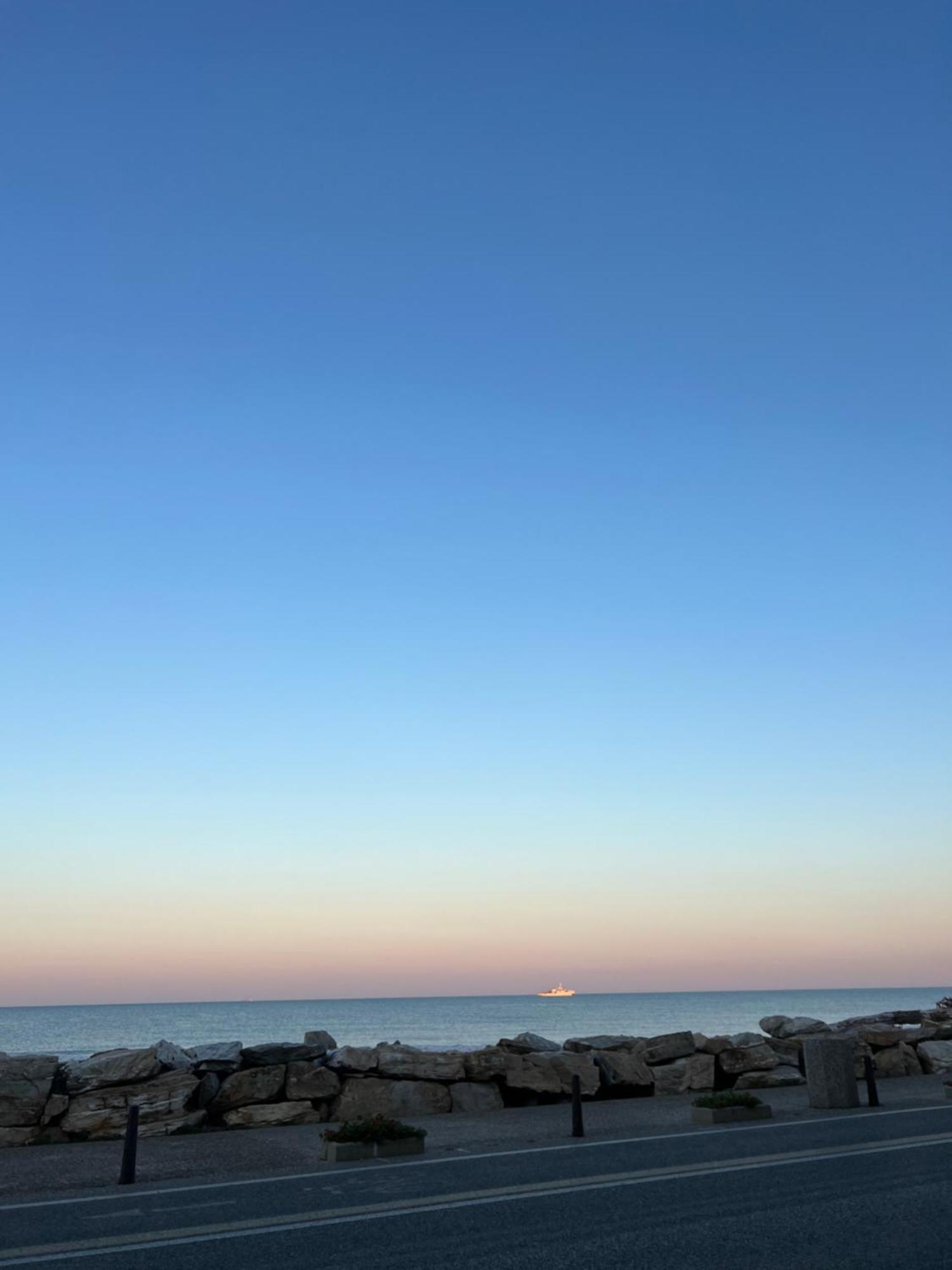 Il Faro Beach House مارينا دي بيزا المظهر الخارجي الصورة