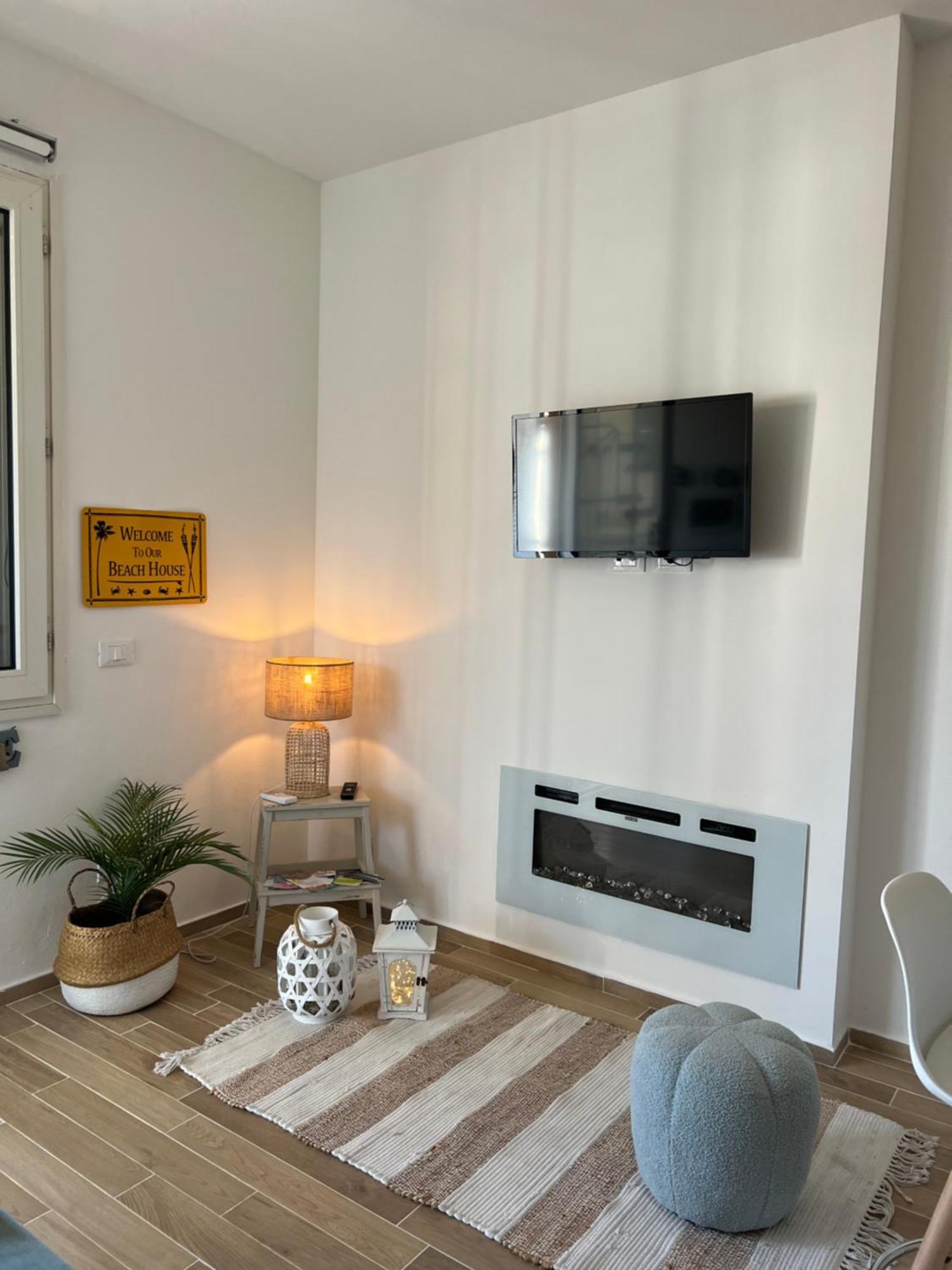Il Faro Beach House مارينا دي بيزا المظهر الخارجي الصورة